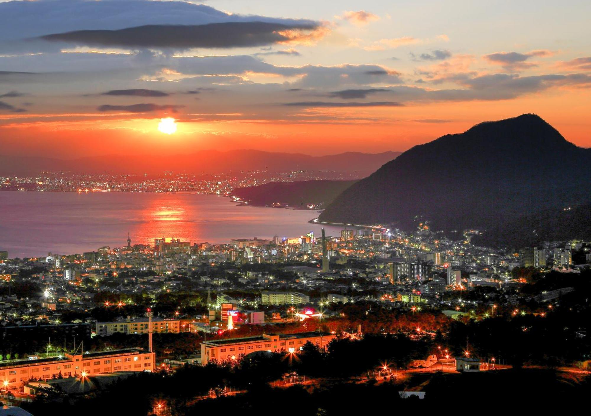 Hotel Housenkaku Beppu Buitenkant foto