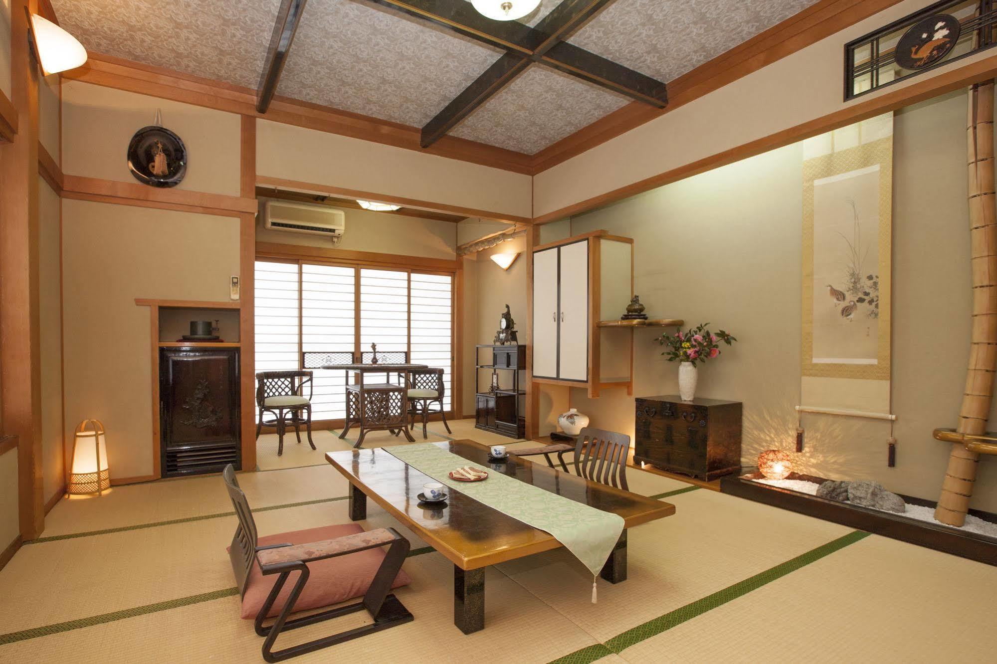 Hotel Housenkaku Beppu Buitenkant foto