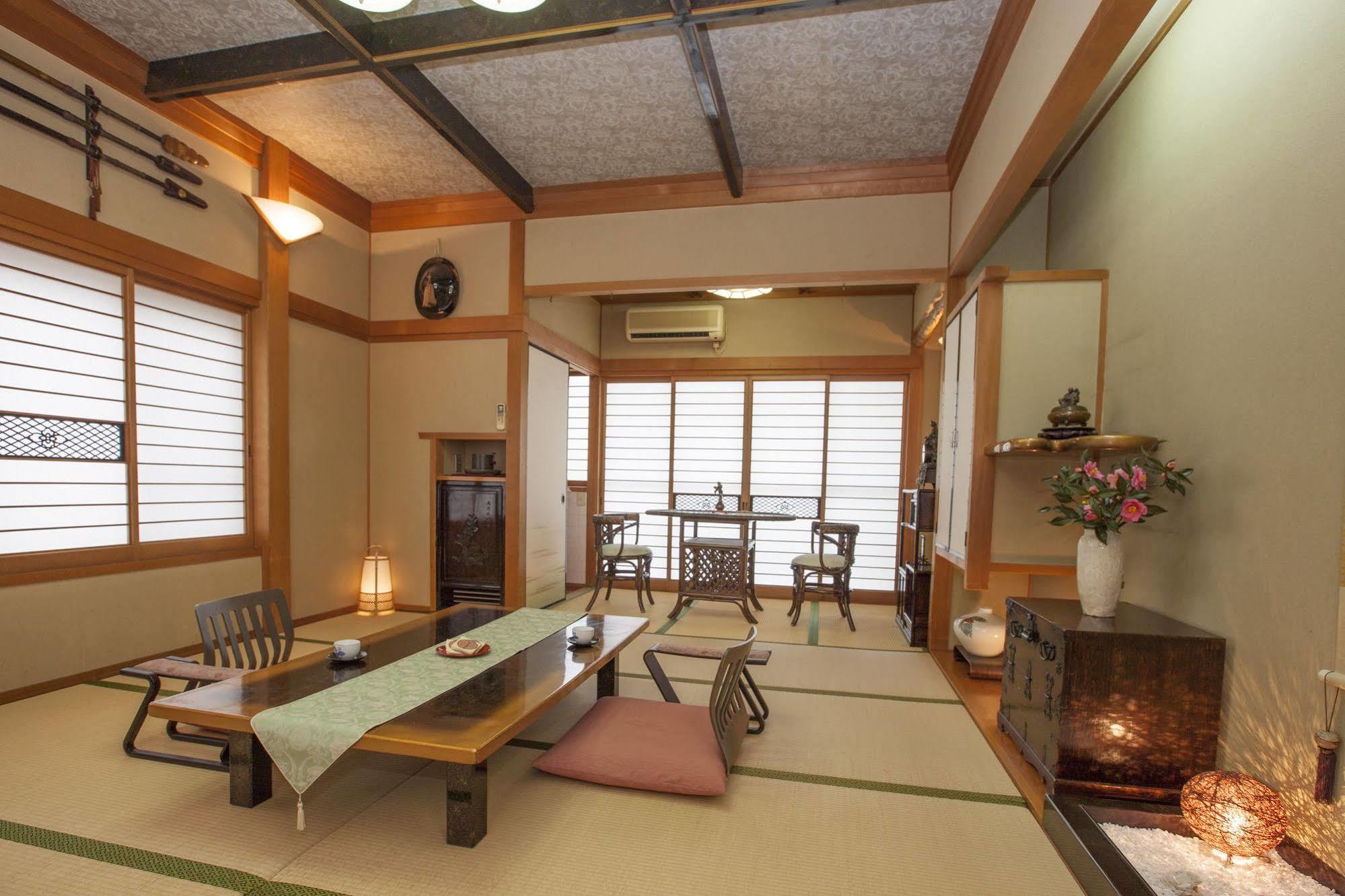 Hotel Housenkaku Beppu Buitenkant foto