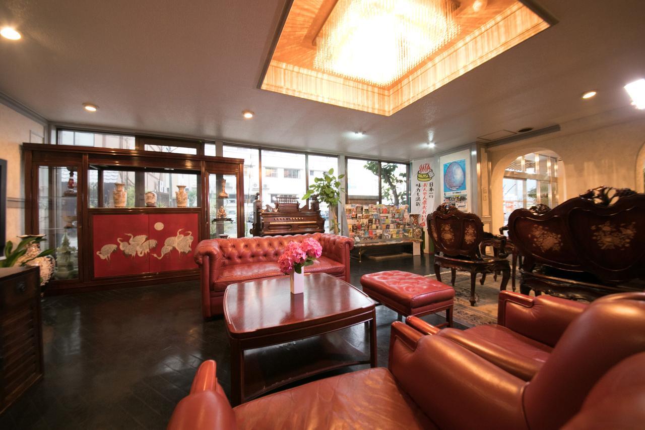 Hotel Housenkaku Beppu Buitenkant foto