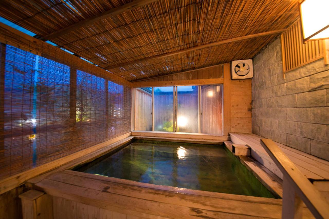 Hotel Housenkaku Beppu Buitenkant foto